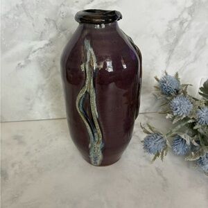 CK JORDAN Studio Pottery Hand Crafted Vase with Stunning Glaze. Signed by Artist
